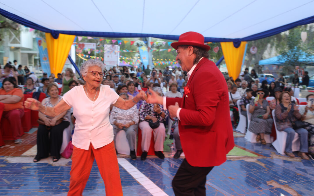 Copiapó celebró el amor con una Alameda Romántica llena de música y actividades: la fiesta convocó a cientos de personas